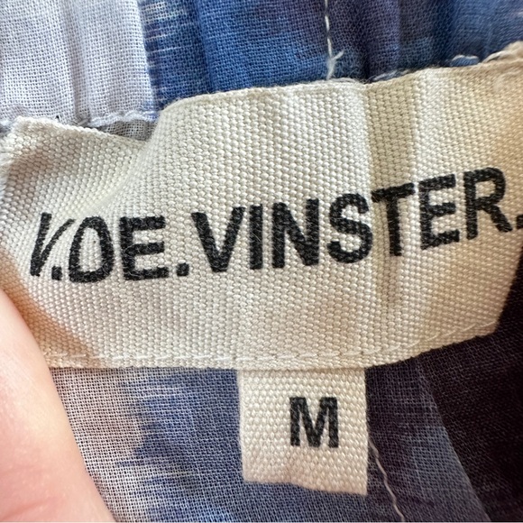 V De Vinster women’s shorts size medium NWOT - Picture 3 of 3